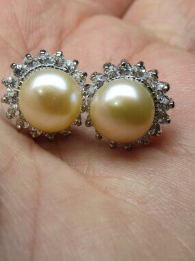 St. Silver 10mm Cultured Pearl & Diamond Earring